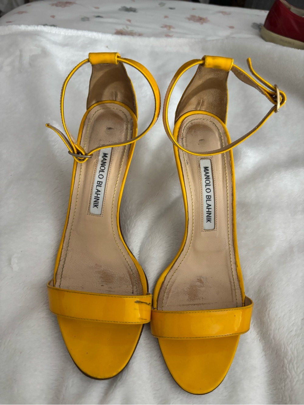 Manolo Blahnik Yellow Patent Ankle-Strap Sandals - Picture 5 of 11